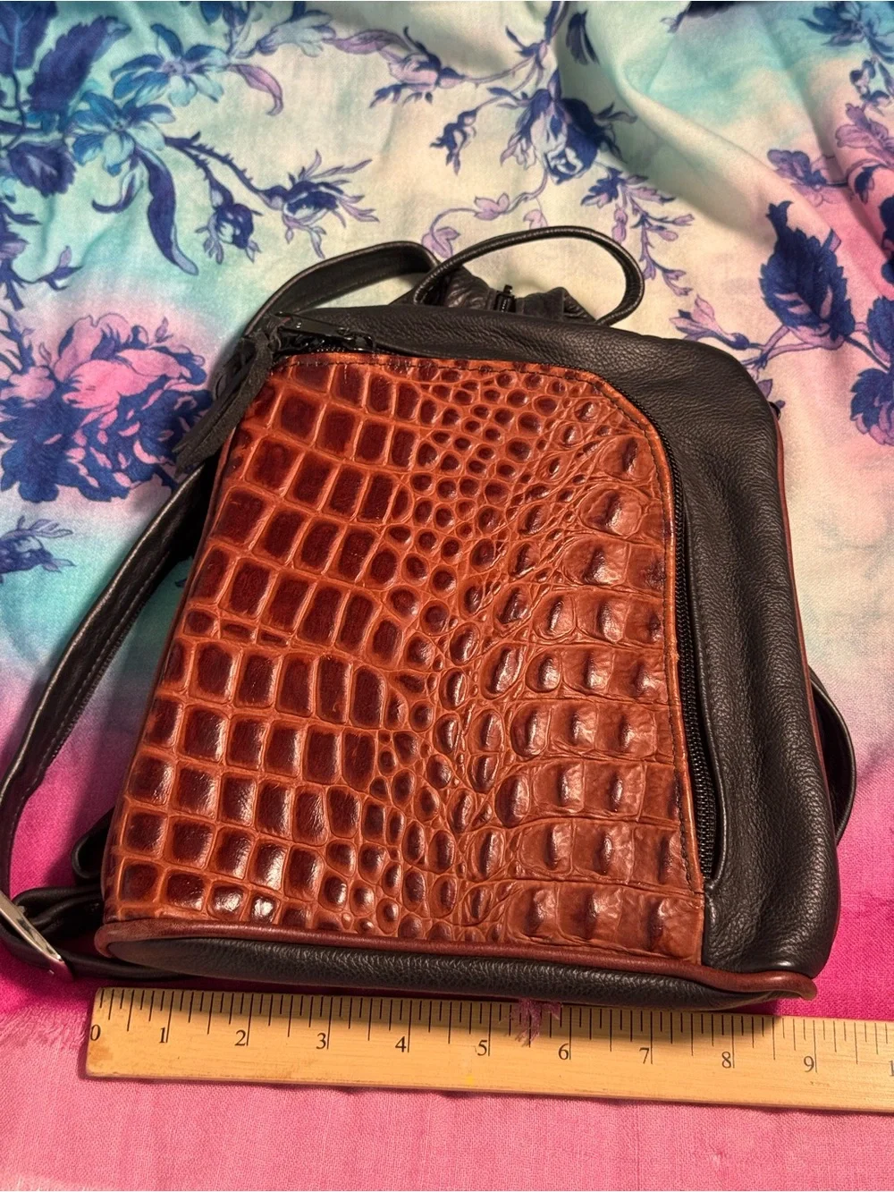 Artisan Lefty Leather CCW Sling/Backpack - Brahmin Croc Detail - Heavy Duty NEW